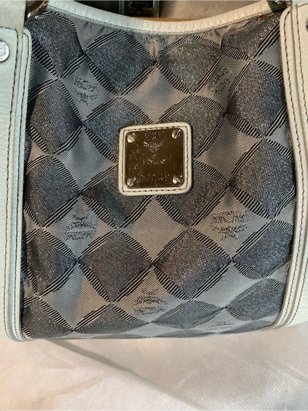 MCM Limited Edition Tote - Picture 6 of 14